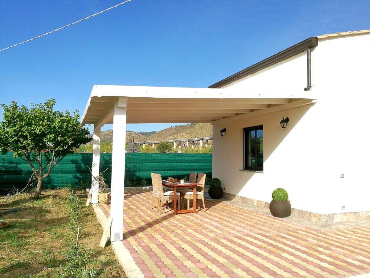 Villa casa tre noci Lascari Exterior foto